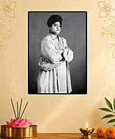 [WL] Swami Vivekananda - Colombo - January 1897 - seated - sideview