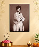 [WL] Swami Vivekananda - Colombo - January 1897 - seated - sideview