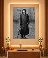 [PP] Swami Vivekananda - Kashmir (1897) - cropped from a group photo
