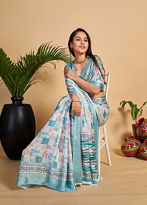 Brush Paint Digital Printed Saree-White-4