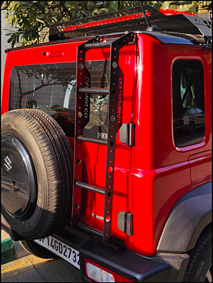 Jimny Expeditions ladder