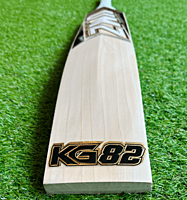MB MALIK KG82 EDITION ENGLISH WILLOW BAT