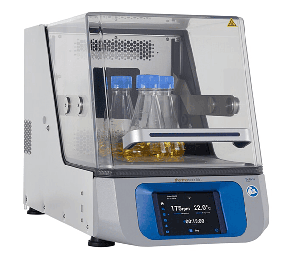 Thermo Scientific™ Solaris 2000 I Small Incubated & Refrigerated Benchtop Orbital Shaker (SK2002CPKG)