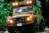 FMS Model 1: 10 FCX10 Land Rover Defender RS Yellow 2-speed mechanical gearbox transmission