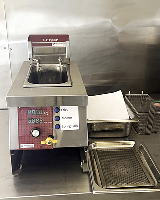 T-Fryer - Commercial Countertop Electric Fryer with Oil Filtration and countdown timer T-Fryer - Commercial Countertop Electric Fryer with Oil Filtration and countdown timer