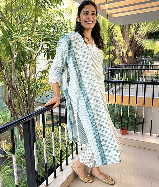 Skyline Stripe Kurta Set