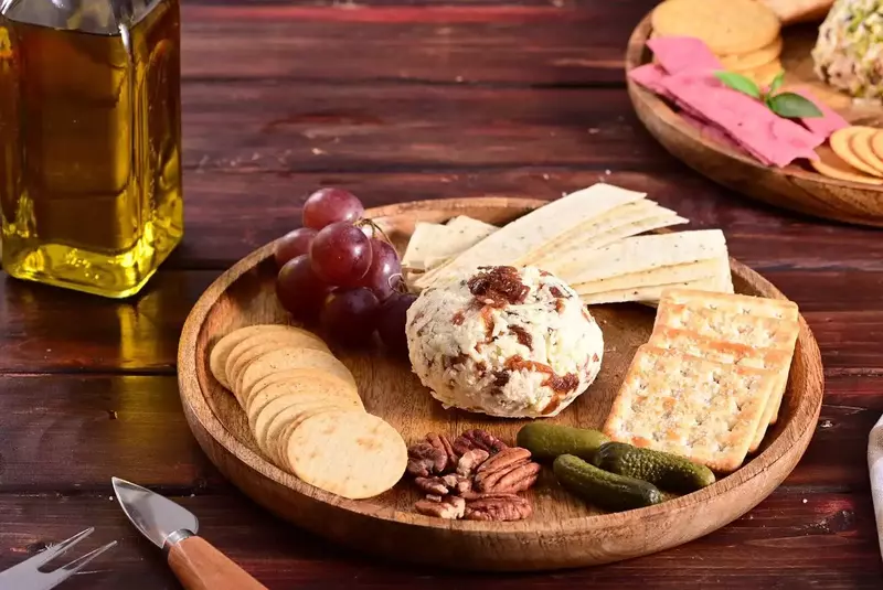 Spicy Caramalised Onion & Cheddar Cream Cheese - Happy & Gai