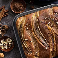 Non-Stick Springform Baking Pans with Removable Bottom | Leakproof Cake Tin