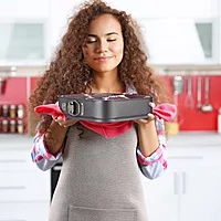 Non-Stick Springform Baking Pans with Removable Bottom | Leakproof Cake Tin