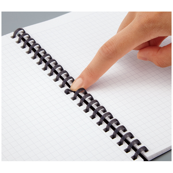Kokuyo Soft Ring Grid Ruled 70 Sheets B6 Black