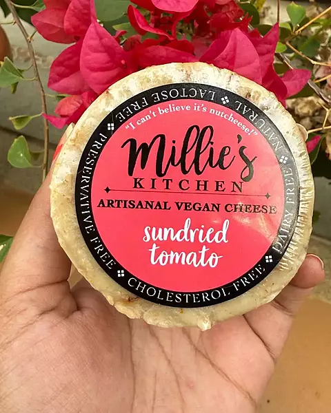 Sundried Tomato Wheel - Millies Kitchen