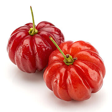 Fresh Surinam cherries