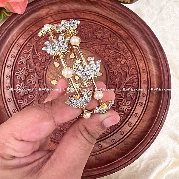 Diamond Alike Lotus Design Bangles Size 2.4 (TJH 340)
