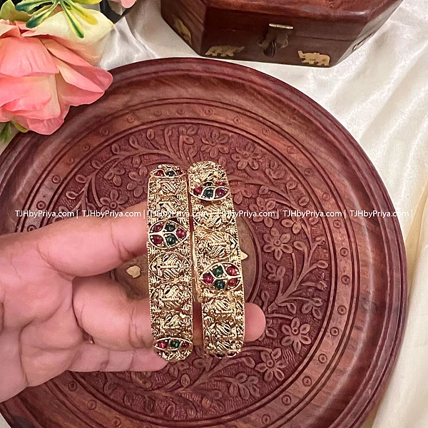 Traditional Bangles Non Idol Design Sizes 2.4, 2.6, 2.8 (TJH 352)