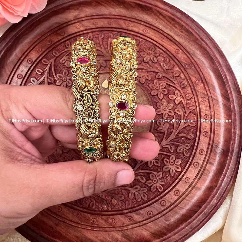 Traditional Premium Gold Alike Bangles With Nagas Design And Stones Size 2.8 (TJH 366)