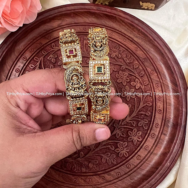 Traditional Premium Gold Alike Bangles With Nagas Design And Stones Size 2.6 (TJH 369)