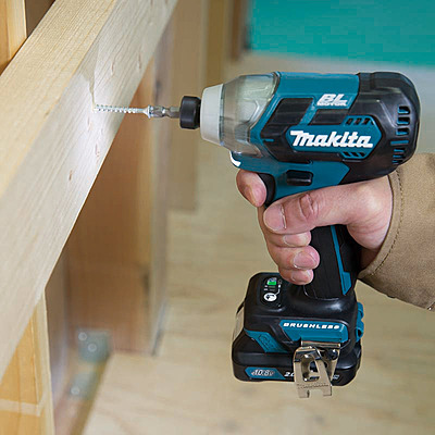 Impact Driver Machine, 12V 135Nm 1/4" 6.35mm TD111DWYE Cordless: Makita Impact Driver Machine, 12V 135Nm 1/4" 6.35mm TD111DWYE Cordless: Makita