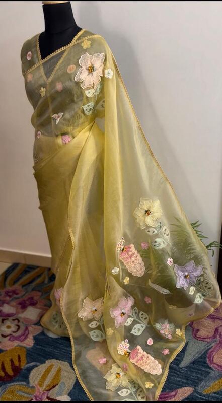 Golden Bloom 3D Appliqué Saree