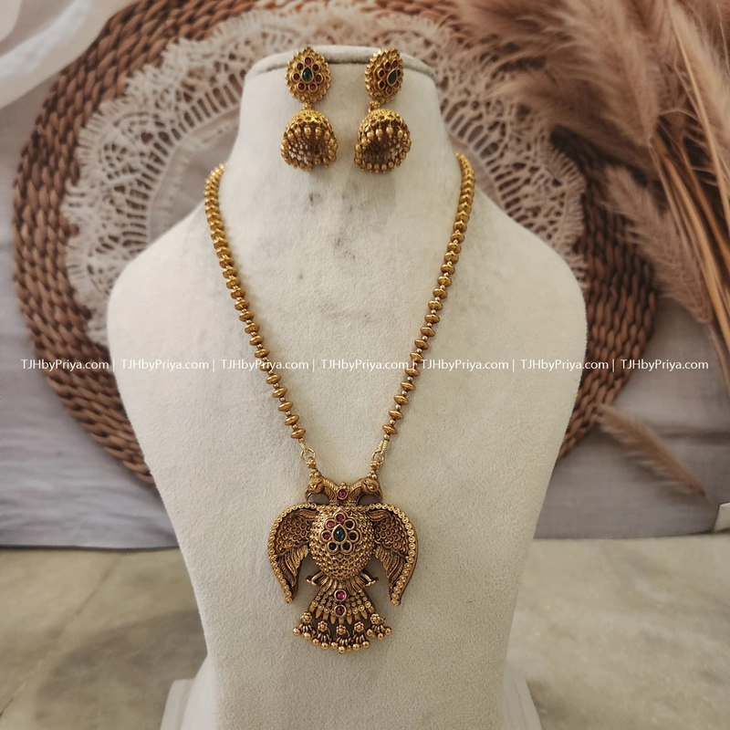 Beads Type Chain With Peacock Dollar With Green And Red Stones (SKU- 244)