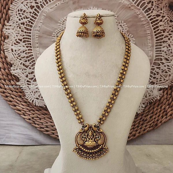 Traditional Long Haram With Lakshmi Dollar (SKU- 271)