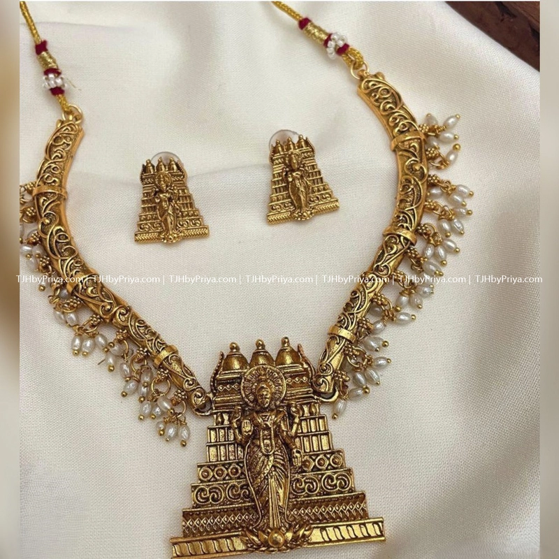 Meenakshi Budget Necklace With White Pearls