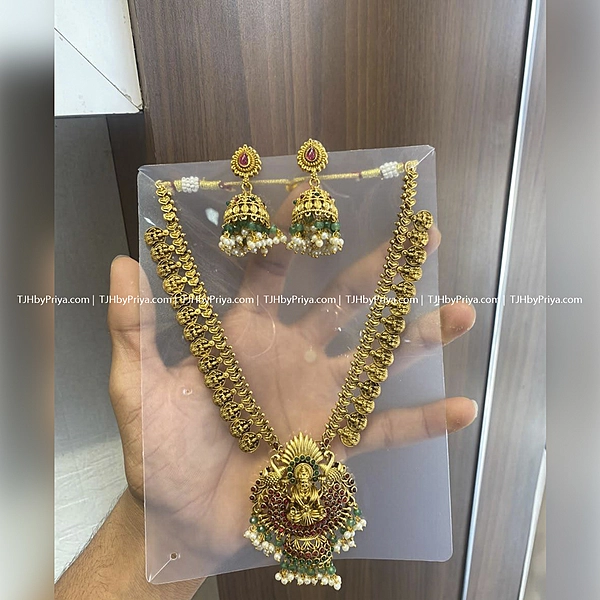 Budget Friendly Gold Alike Necklace 2