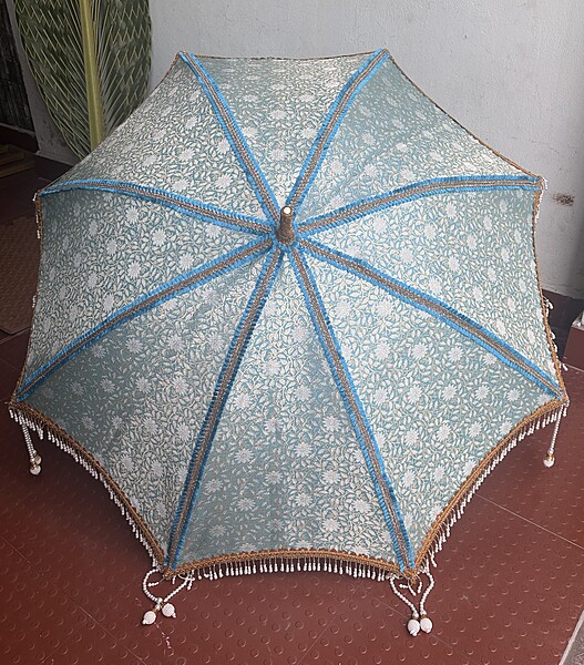 Silk cloth umbrella