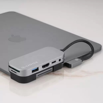 USB-C Dock for iPad Pro with HDMI / USB / SD & Micro SD slot / 3.5 Audio jack / USB-C PD charging upto 100W USB-C Dock for iPad Pro with HDMI / USB / SD & Micro SD slot / 3.5 Audio jack / USB-C PD charging upto 100W