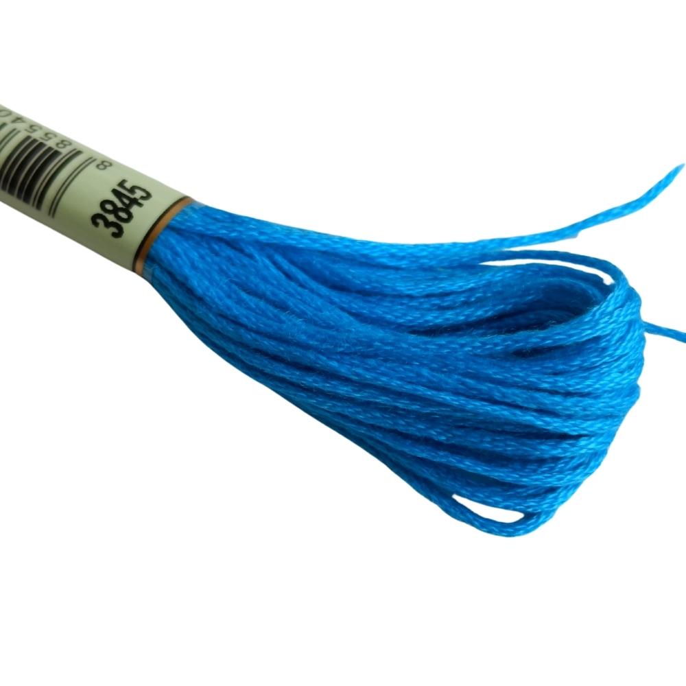 Airo Embroidery Thread 3845 Bright Turquoise