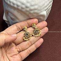 Kemp Attigai neckpiece