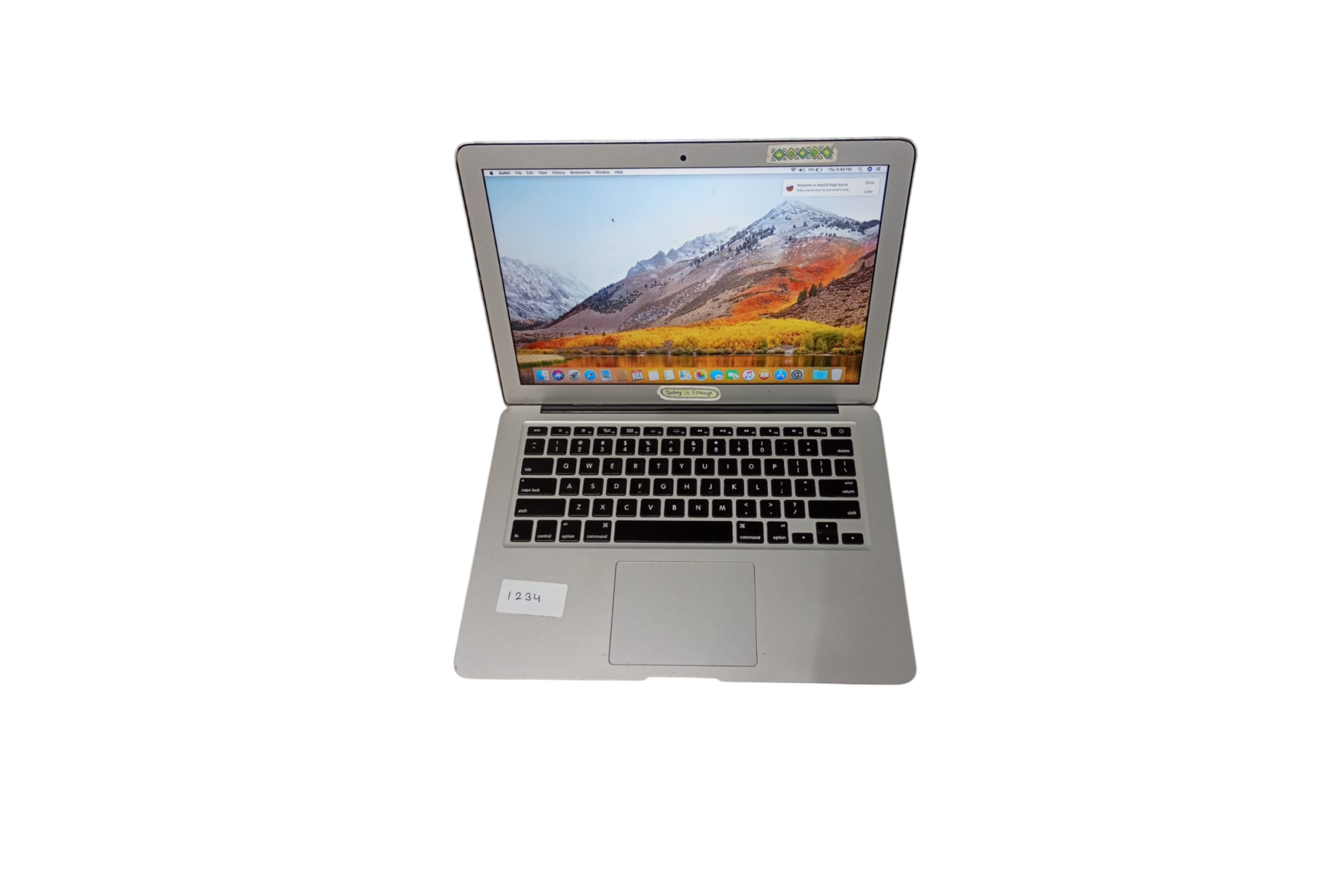 Refurbished Apple MACBOOK AIR 13-inch, Early 2015, Intel i5-5250U, 8 GB/128 GB SSD DDR3, Silver, A1466 Refurbished Apple MACBOOK AIR 13-inch, Early 2015, Intel i5-5250U, 8 GB/128 GB SSD DDR3, Silver, A1466