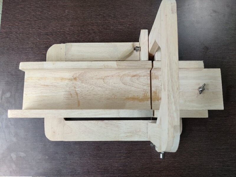 Wooden Soap Cutter Adjustable Wire Slicer Wooden Soap Cutter Adjustable Wire Slicer