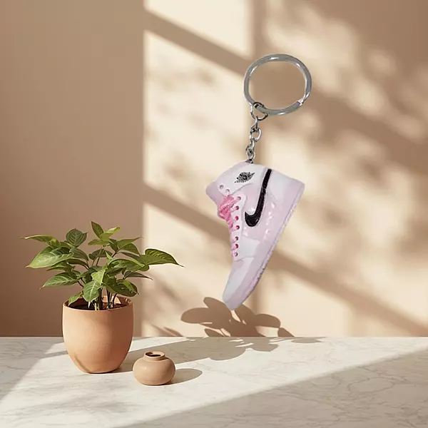 Utiliva, Pink Shoes Model Key Chain