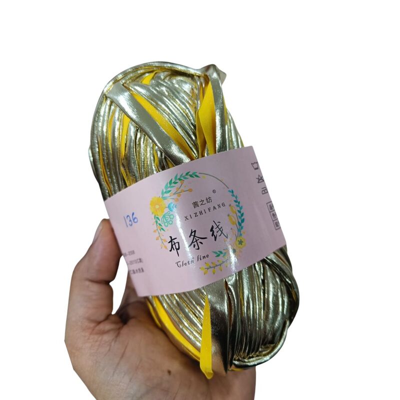 T-Shirt Yarn Metallic 136 Lite Gold