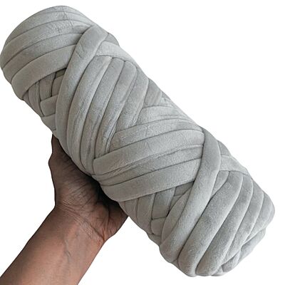 Jumbo Arm Knitting Yarn 15mm- 33 Lite grey