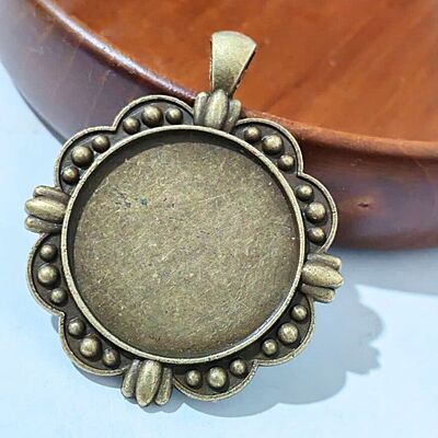 Pendant Antique Bronze Modal 247
