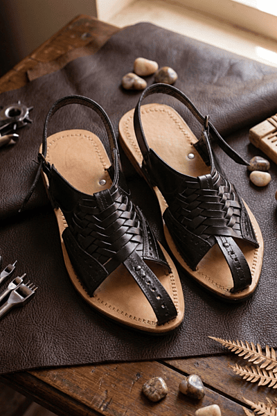 Chamba Origins — The Braided Black Men's Hand-Stitched Leather Chappal