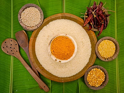 Vathakuzhambu Powder