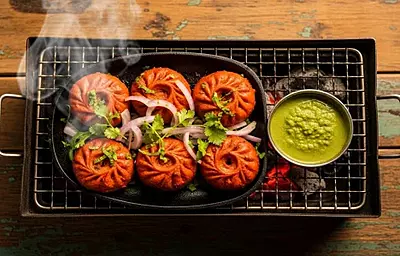 Frzn Panner Tanduri Momos 1 Kg MK