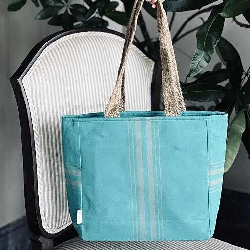 WOVEN TURQUOISE TOTE BAG