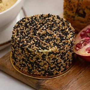 Wasabi Sesame Cream Cheese Jar 150 Gms (Vegan)