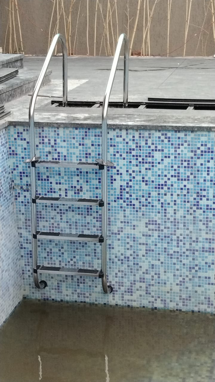 Pool Ladder SS - 4 Steps