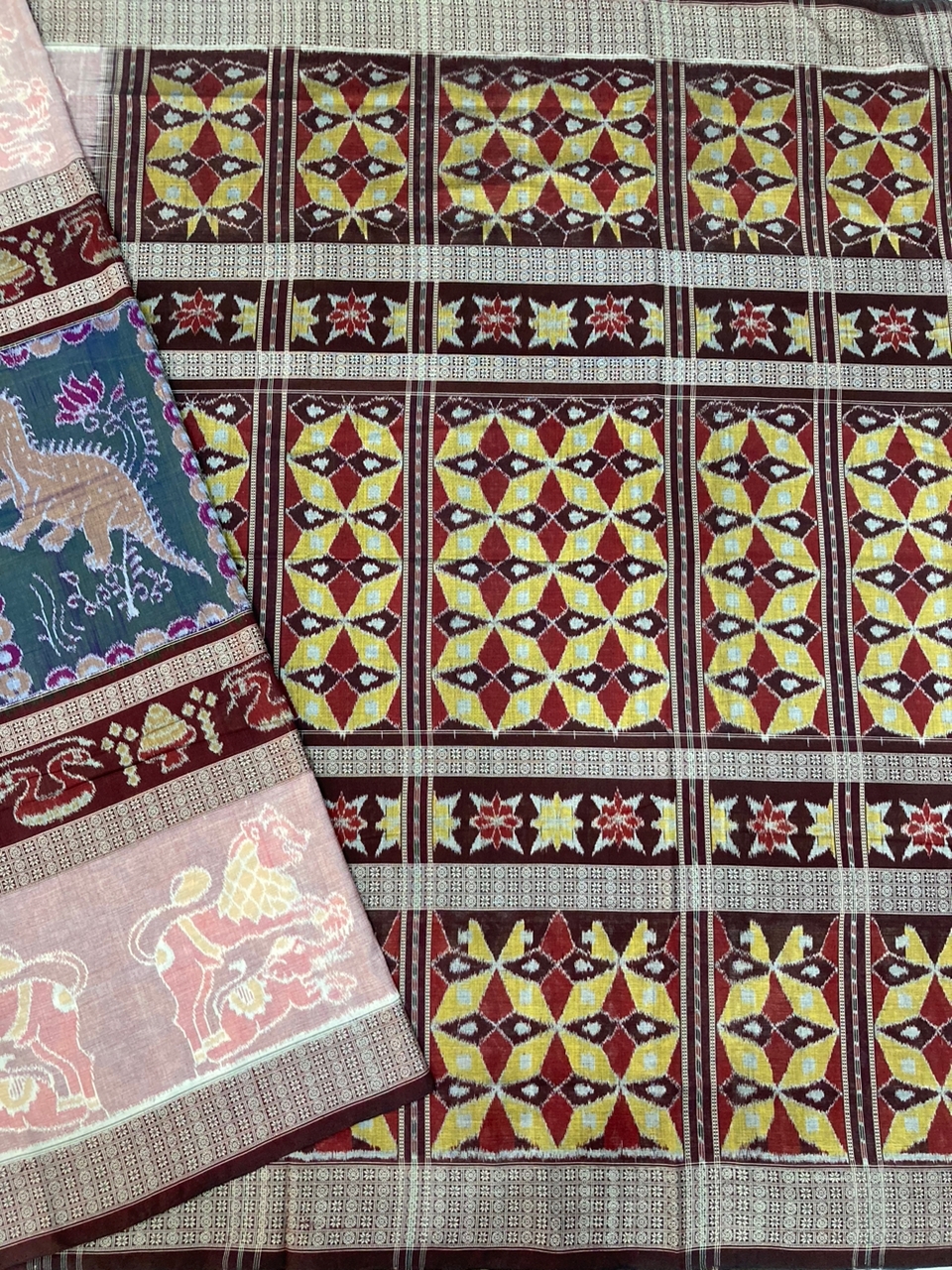 DINOSAUR BANDHA DOUBLE BORDER SAREE