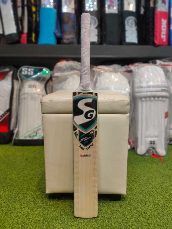 CRICKET BAT SG KW CRICKET BAT SG KW