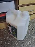 Phenyl Floor Cleaner