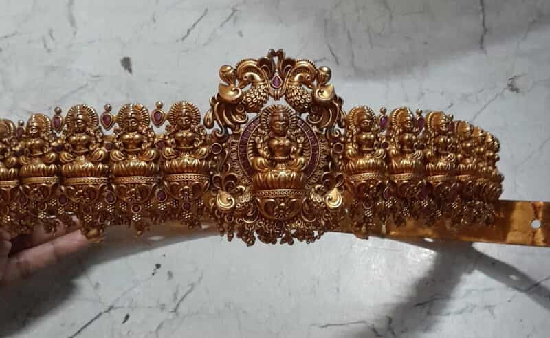 red gold based peacock with lakshmi design hipblet