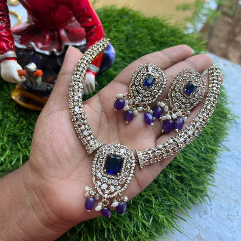 CZ stone Neckpiece with Earing