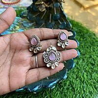 Gorgeous Victorian Pendant & Earing set