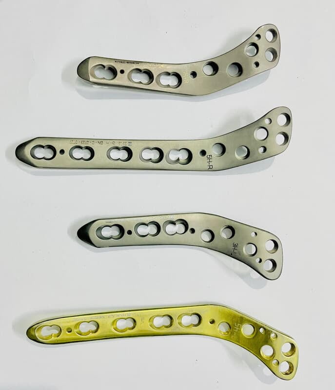 PRIMA TITANIUM LIFT LATERAL TIBIA PLATE