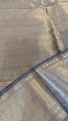 Grey color pure mulberry silk rise Swarnachari saree